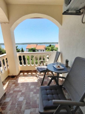 Studio apartman Dolin